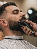 Мъжко подстригване + оформяне на брада в Barbershop by Rosie
